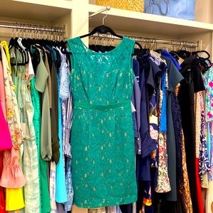 Bcbgmaxazria Green Lace Dress Sheath Size 2